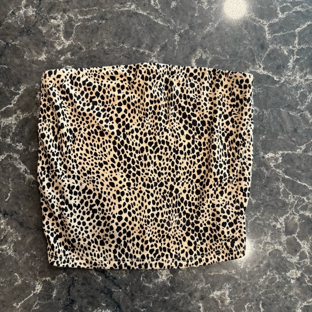 American eagle outfitters Leopard print tube top. Crop top. Size small